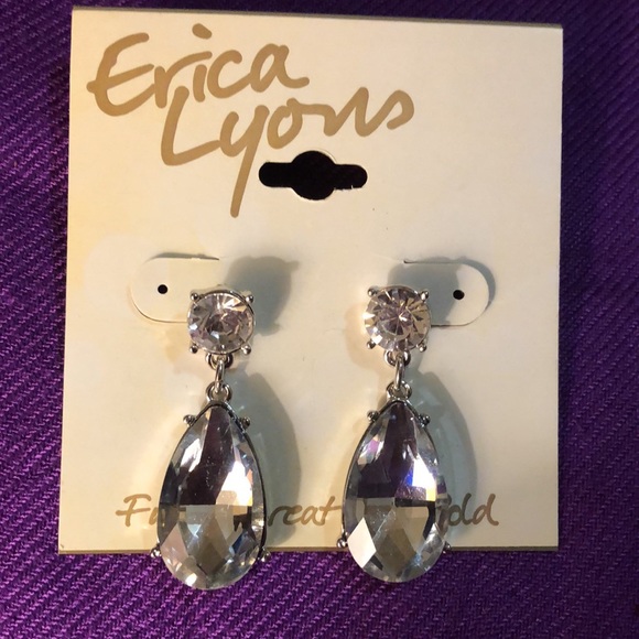 Erica Lyons Silver Tone Statement Necklace with Teardrop Crystal Stones - Picture 4 of 6